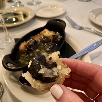 Dwight's Bistro - Escargot - French Near Me - Jacksonville Beach, Florida Dwight's Bistro - Escargot - French Near Me - Jacksonville Beach, Florida