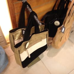 Isadora - Accesorios - Gran variedad de carteras