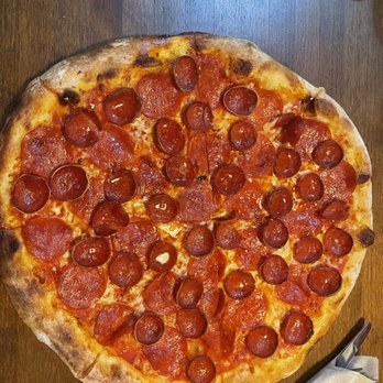 Park & Main - Pizza Near Me - Carlton, Oregon Park & Main - Pizza Near Me - Carlton, Oregon