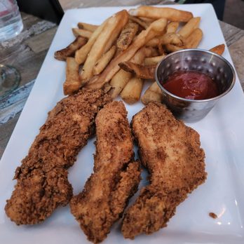 Prime One Eleven - Kids tenders and fries - Beer, Wine & Spirits Near Me - Trumbull, Connecticut Prime One Eleven - Kids tenders and fries - Beer, Wine & Spirits Near Me - Trumbull, Connecticut