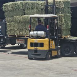 Johnson Feed - We carry 2 & 3 string alfalfa, 3 string bermuda hay, 2 string coastal, sudan and straw.