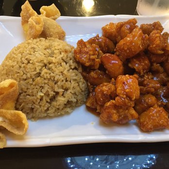 New Oriental Restaurant - General Tso's Chicken Dinner Combo with fried rice and 2 crab Rangoon - Chinese Near Me - Springfield, Missouri