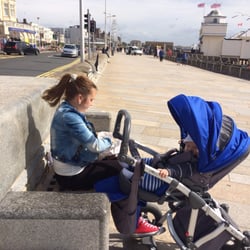 Weston-Super-Mare Beach - At grand pier in Weston, feeding seagulls:)
