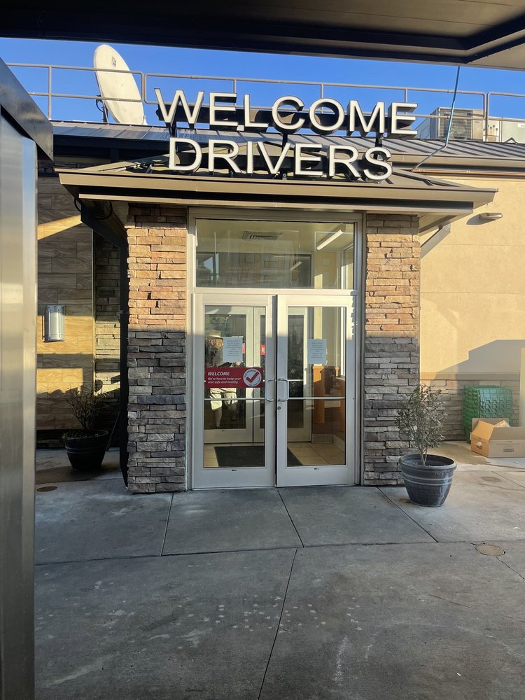 PILOT TRAVEL CENTER Updated July 2024 46 Photos & 11 Reviews 6109