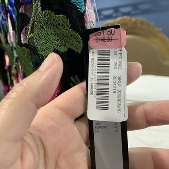 Dillard's - MSRP 148.00 - sale 51.80 - paid at register 25.90!!! - Accessories Near Me - Ocoee, Florida