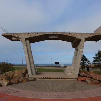 Confederation Bridge - This is a segment of the Confederation Bridge to show how the span was made.  Photo taken October 24, 2017. - Transportation Near Me - Summerside, Prince Edward Island