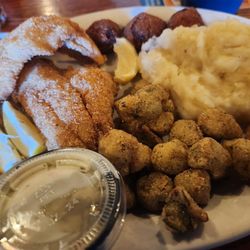 Cracker Barrel Old Country Store