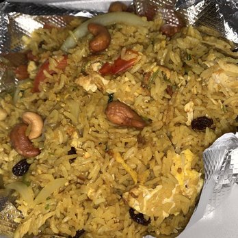Rose Garden - Pineapple Fried Rice - Thai Near Me - Vacaville, California Rose Garden - Pineapple Fried Rice - Thai Near Me - Vacaville, California
