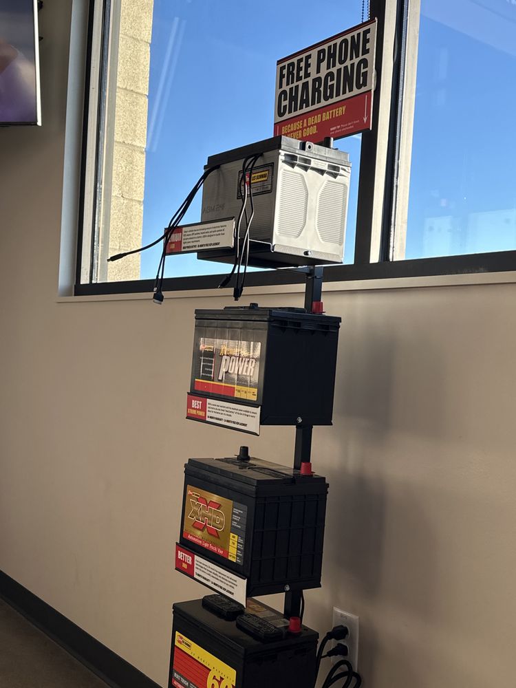 LES SCHWAB TIRE CENTER Updated August 2024 10 Reviews 1650 Main