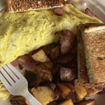 The Sinful Kitchen - Ham & Swiss omelette - Breakfast & Brunch Near Me - Portland, Maine The Sinful Kitchen - Ham & Swiss omelette - Breakfast & Brunch Near Me - Portland, Maine
