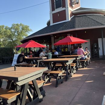 The Silo Restaurant - Outside - Hot Dogs Near Me - Lewiston, New York