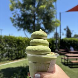 Junbi - Matcha Vanilla swirl