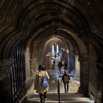 Glasgow Cathedral - Leading to the lower level - Churches Near Me - Glasgow, GLG