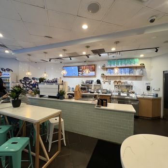 Bluestone Lane 330 Madison Avenue - Coffee & Tea Near Me - New York City, New York Bluestone Lane 330 Madison Avenue - Coffee & Tea Near Me - New York City, New York