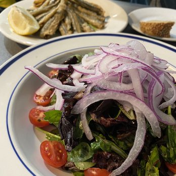 Anastasi Seafood - Garden Salad - Seafood Near Me - Philadelphia, Pennsylvania Anastasi Seafood - Garden Salad - Seafood Near Me - Philadelphia, Pennsylvania