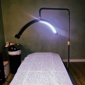 Wax & Bees - Waxing room - Waxing Near Me - Houston, Texas