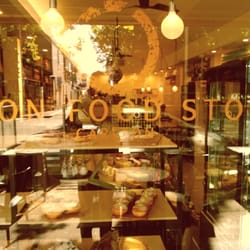 Lygon Foodstore - Colorful food and good coffee