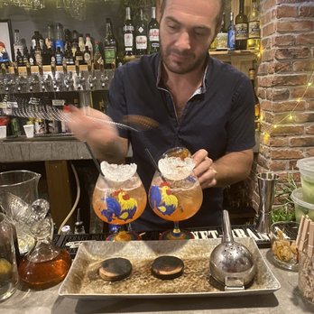 215 speakeasy - French martini - Cocktail Bars Near Me - West Palm Beach, Florida