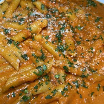 MB Pizzeria And Restaurant - Pasta Ala Vodka - Italian Near Me - West Babylon, New York