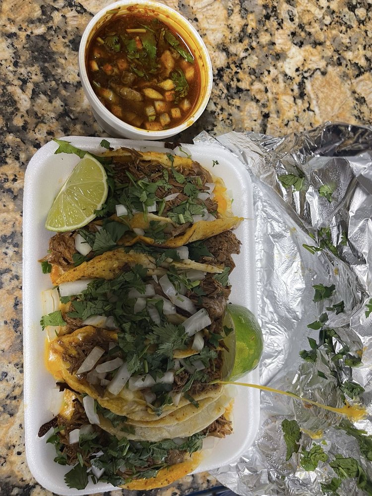 Tacotopia Food Truck — Mexican restaurant in Auburndale