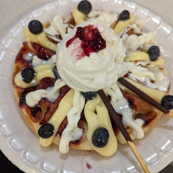Manna Crepe - NY Blueberry Cheesecake mochi waffle - Creperies Near Me - Katy, Texas Manna Crepe - NY Blueberry Cheesecake mochi waffle - Creperies Near Me - Katy, Texas