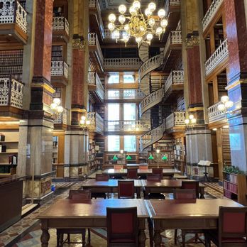 Iowa State Capitol - Library - Landmarks & Historical Buildings Near Me - Des Moines, Iowa Iowa State Capitol - Library - Landmarks & Historical Buildings Near Me - Des Moines, Iowa