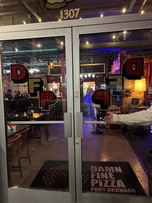 Damn Fine Pizza by null