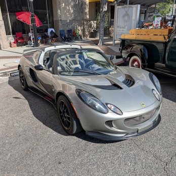 Glendale Cruise Night - Festivals Near Me - Glendale, California