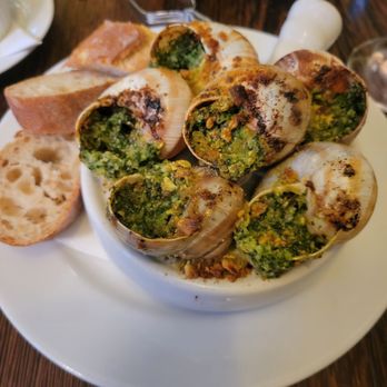 Perle Restaurant - Escargot - New American Near Me - Pasadena, California Perle Restaurant - Escargot - New American Near Me - Pasadena, California