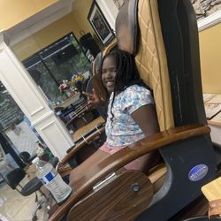Happy Feet Nails & Spa