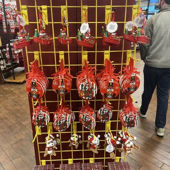 Buc-ee's - Convenience Stores Near Me - Bastrop, Texas Buc-ee's - Convenience Stores Near Me - Bastrop, Texas