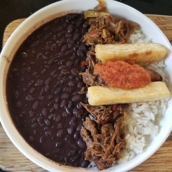 De Leon Cocina - Shredded beef bowl - Latin American Near Me - St Augustine, Florida