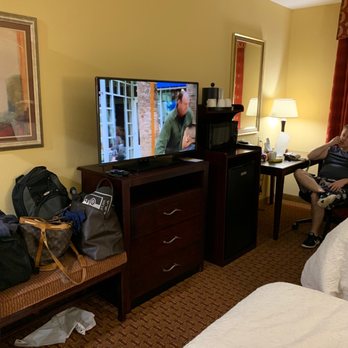 Hampton Inn Galax - Hotels Near Me - Galax, Virginia
