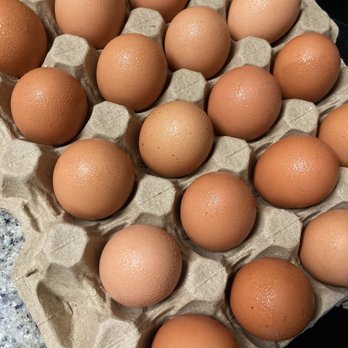 Ka Lei Eggs - The flat that was $12.50 for jumbo brown organic eggs - Farmers Market Near Me - Honolulu, Hawaii