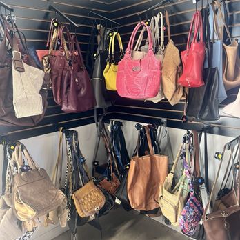 Vapor Thrift Store - Bags - Thrift Stores Near Me - Vestavia Hills, Alabama Vapor Thrift Store - Bags - Thrift Stores Near Me - Vestavia Hills, Alabama