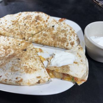 Chunky’s Grill - Burgers Near Me - Devine, Texas