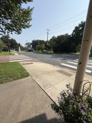 Mel-O-Glaze Bakery by null