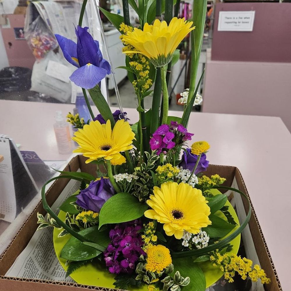 Flo's Min Florist - Florists Near Me - Pearl City, Hawaii