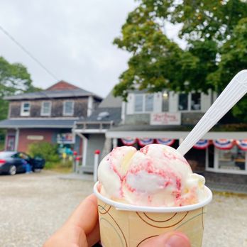 Farfar's Danish Ice Cream Shop - Ice Cream & Frozen Yogurt Near Me - Duxbury, Massachusetts Farfar's Danish Ice Cream Shop - Ice Cream & Frozen Yogurt Near Me - Duxbury, Massachusetts