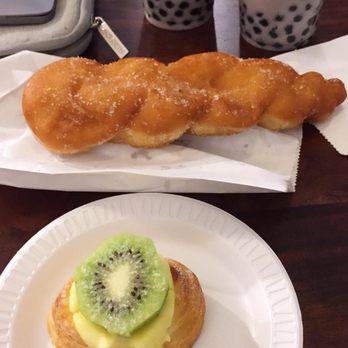 Mozart Bakery - Donut  kiwi egg cronut - Bakeries Near Me - Plano, Texas