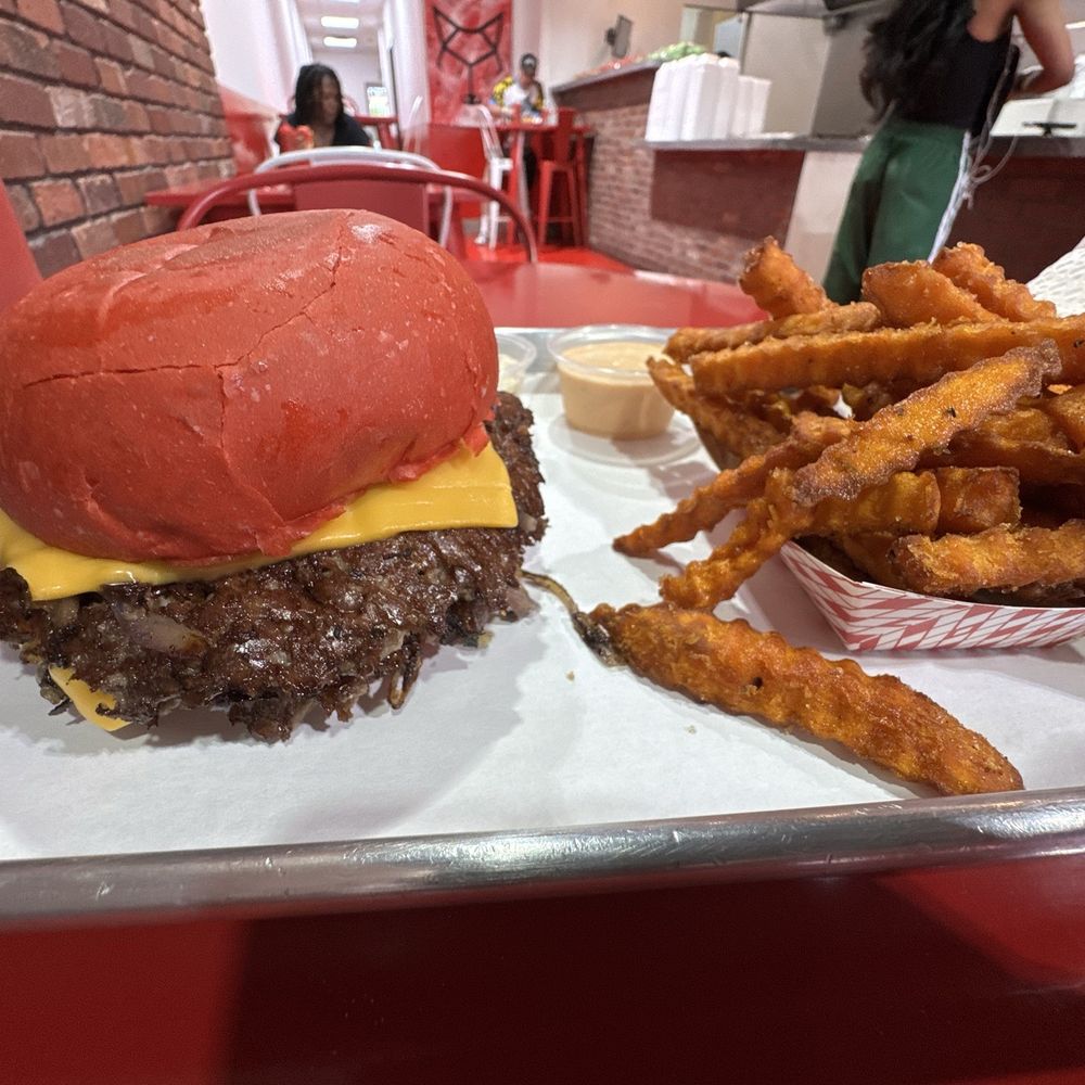 Wulf Burger - Wulf Classic - Burgers Near Me - Frisco, Texas