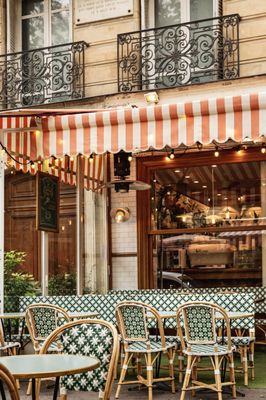 Loulou by null