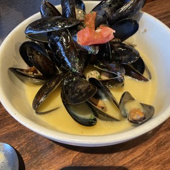 Biggie's - Steamed Mussels - Seafood Near Me - Carlstadt, New Jersey