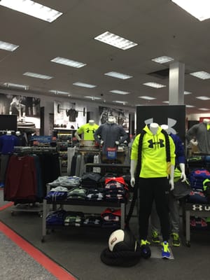 Bob S Stores 100 Mazzeo Dr Randolph Ma Men S Apparel Mapquest