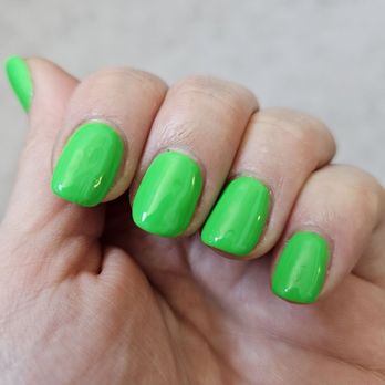 Ritz Nails - Rushed work with poor attention to quality. You can see my topcoat is applied unevenly. - Nail Salons Near Me - Tustin, California Ritz Nails - Rushed work with poor attention to quality. You can see my topcoat is applied unevenly. - Nail Salons Near Me - Tustin, California