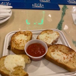 Garlic bread omg!! delicious