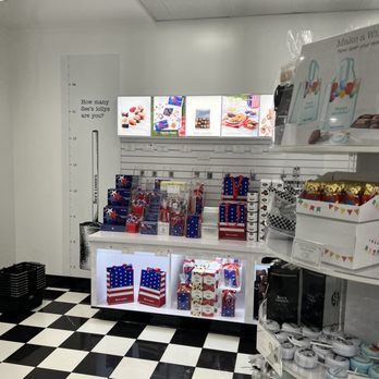 See's Candies - Candy Stores Near Me - San Jose, California See's Candies - Candy Stores Near Me - San Jose, California