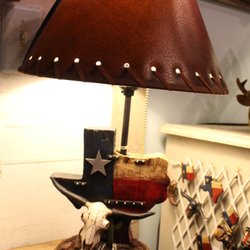 Mimi's Vintage and Decor - We are proud Texans - we have tons of Texas decor waiting for you!