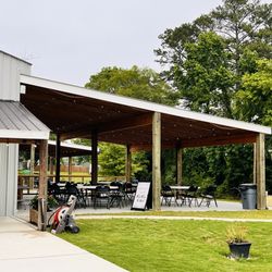 The Scoop at Willow Oak Farms - Additional al fresco dining