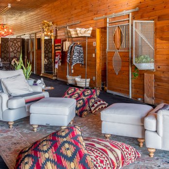 The Stable Spa - Rarely do you get the chance to pamper yourself in luxury in a soulful, stylish converted barn. - Day Spas Near Me - Hendersonville, North Carolina